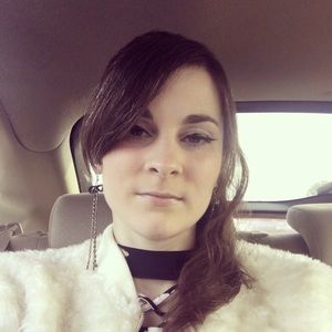 Meet your Posher, Charity